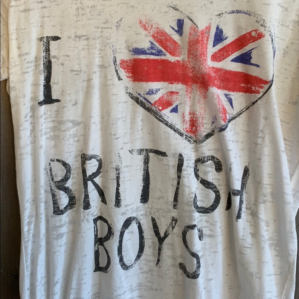 “I 💗 British Boys” Graphic Tee